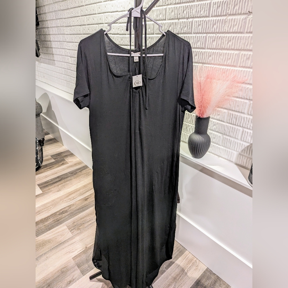 Lightweight black maxi dress for summer